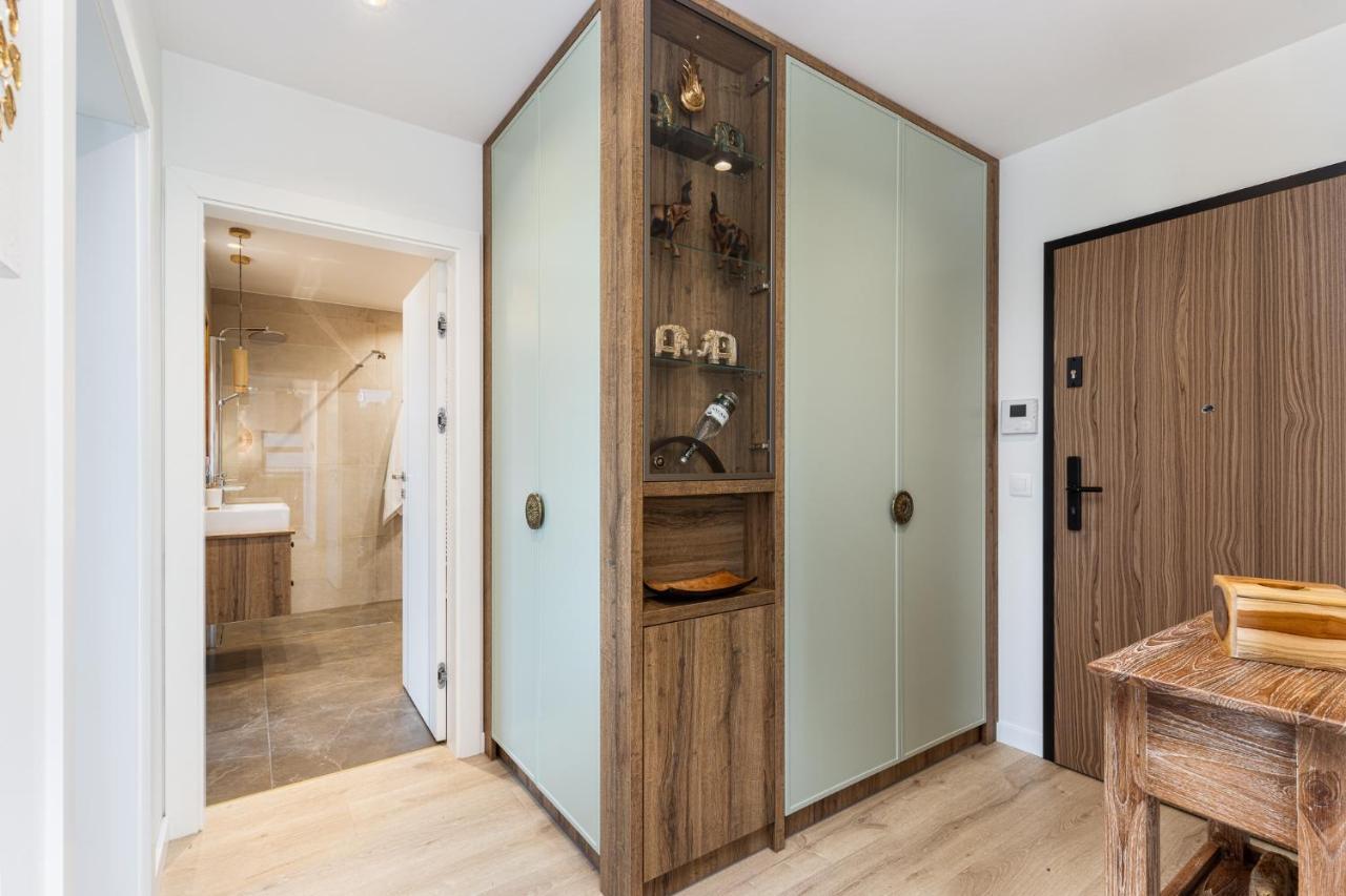Araliya Apartment Krakow Bagian luar foto