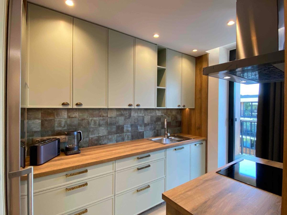 Araliya Apartment Krakow Bagian luar foto