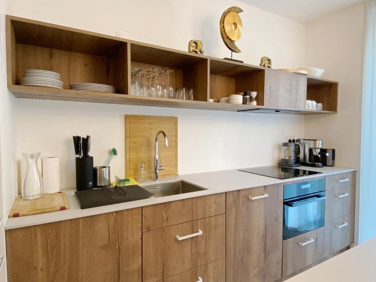 Araliya Apartment Krakow Bagian luar foto